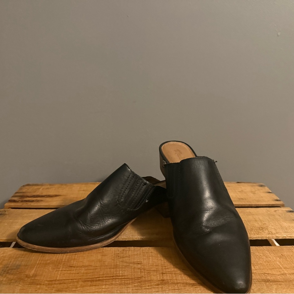 Madewell Black Leather Slip-On Mules